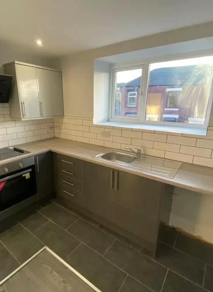Flat Middleton Road in Chadderton