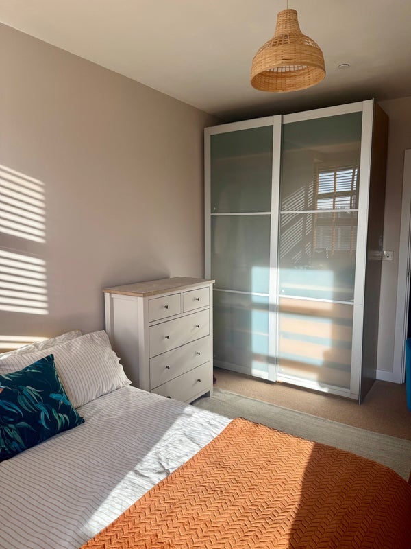 Room Balmes Road in Greater London