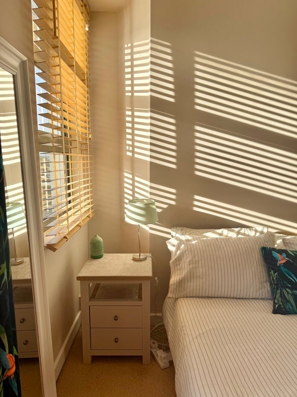 Room Balmes Road in Greater London