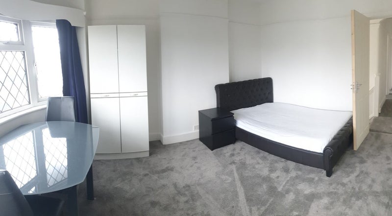Room St Clement's Road in Bournemouth
