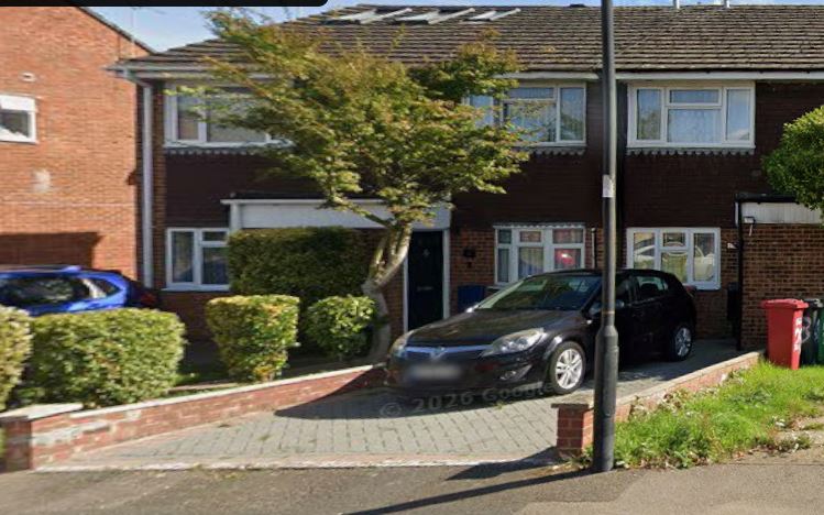 House Severn Crescent in Slough