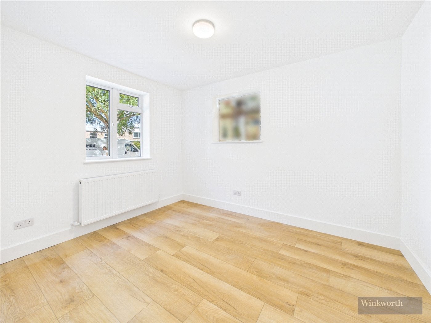 Flat Verona Drive in Greater London