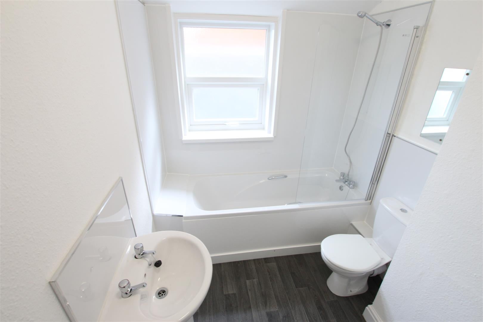 Flat Abington Grove in Northampton