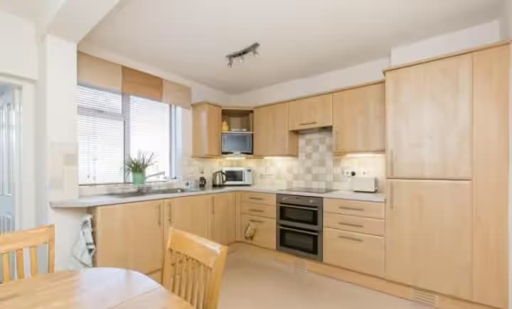 Room Rutherford Drive in City of Edinburgh