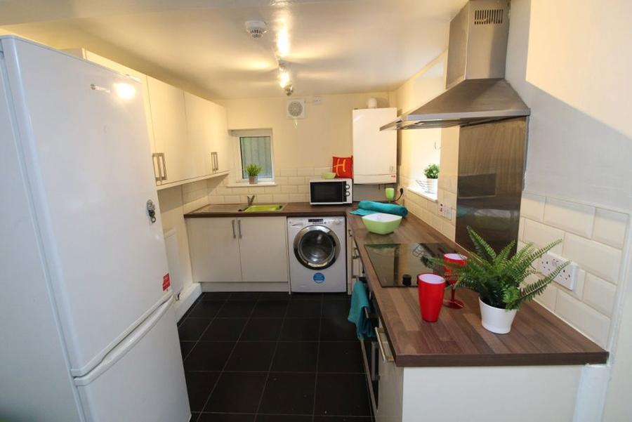 Flat Pickmere Road in Sheffield