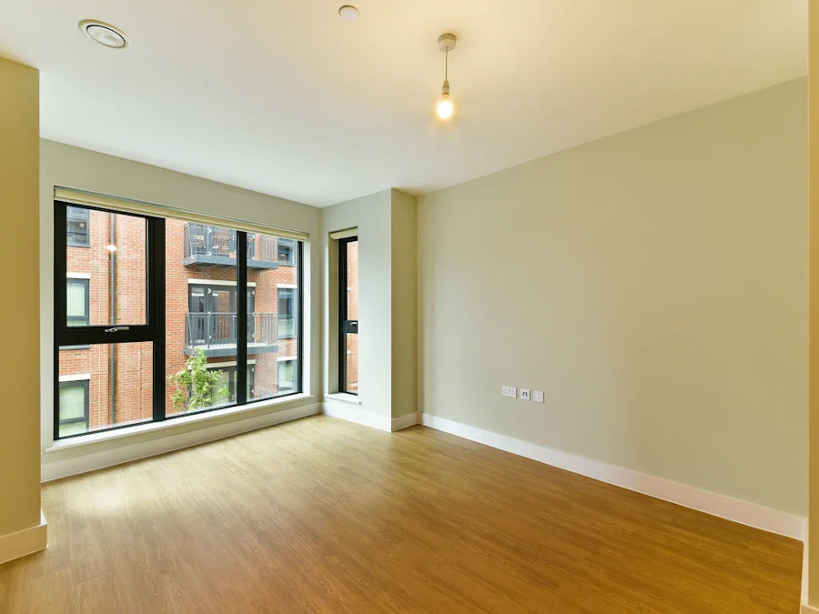 Flat Weavers Lane in Inkpen
