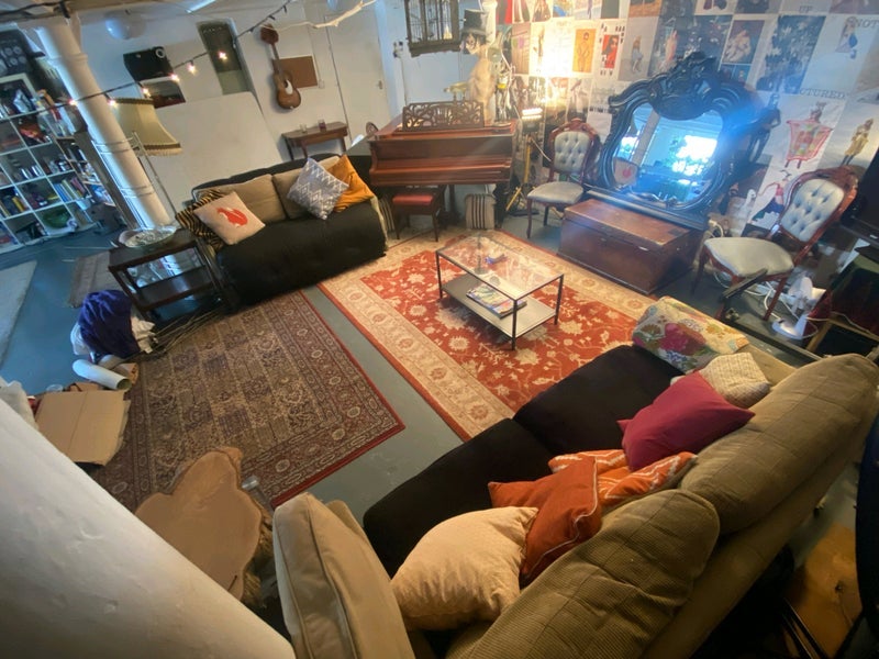 Room Belfast Road in Greater London