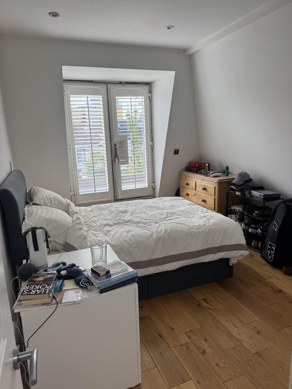 Flat Hamble Street in Greater London