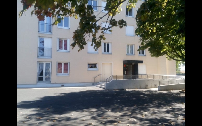 Flat Rue du 8 Mai 1945 in Levroux