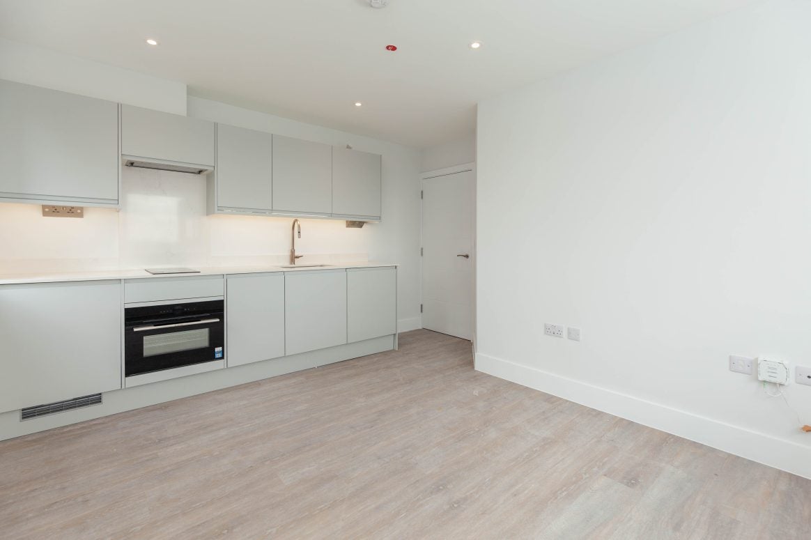 Flat Girdlestone Close in Oxford