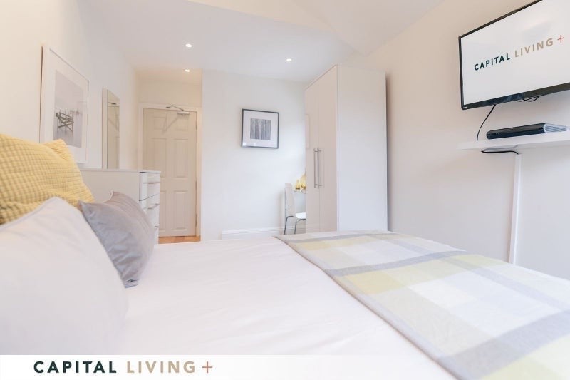 Room North Street in Greater London