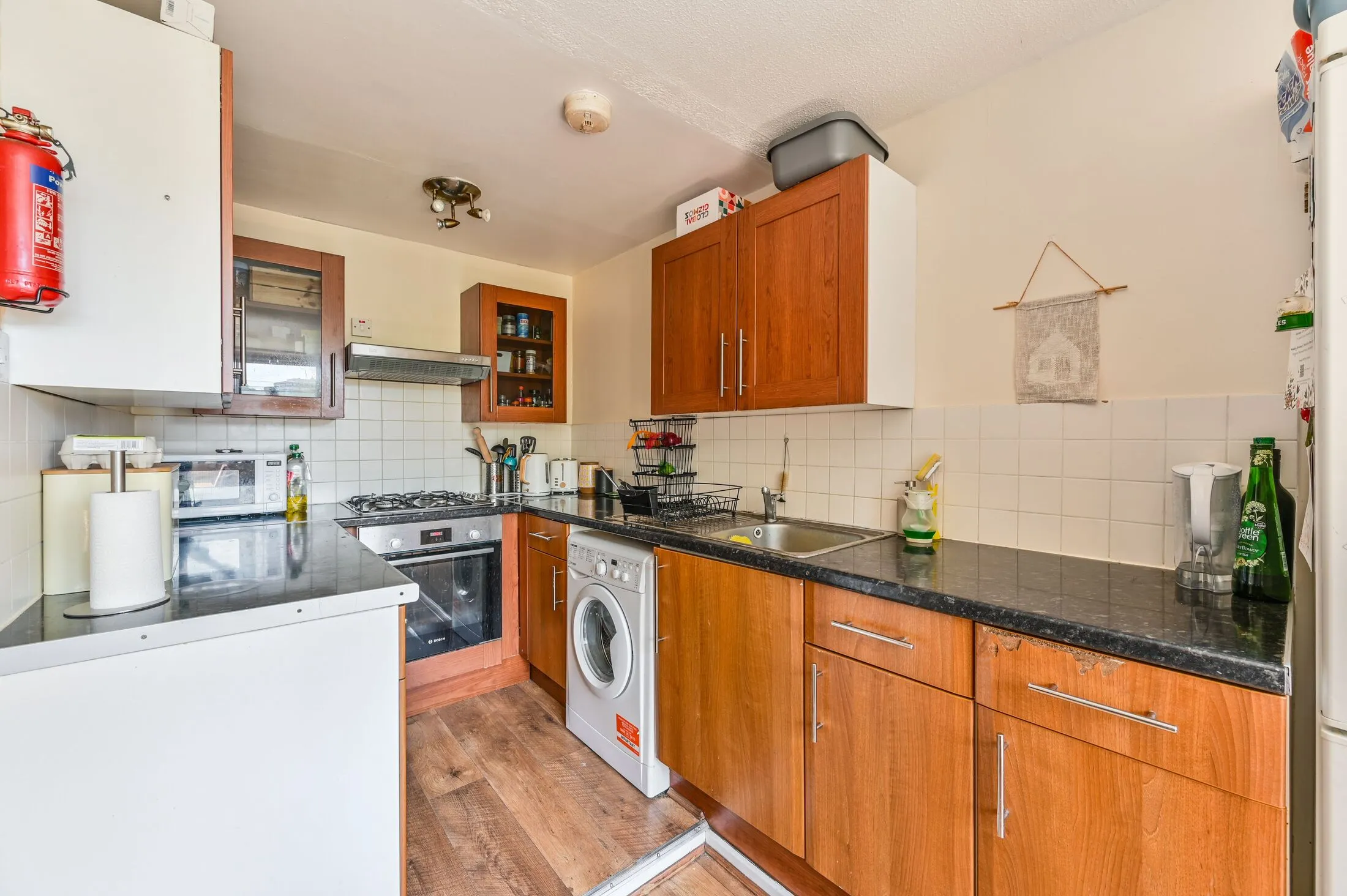 Flat Yelverton Road in Greater London