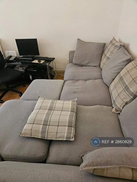 Room Kingsgate Road in Greater London