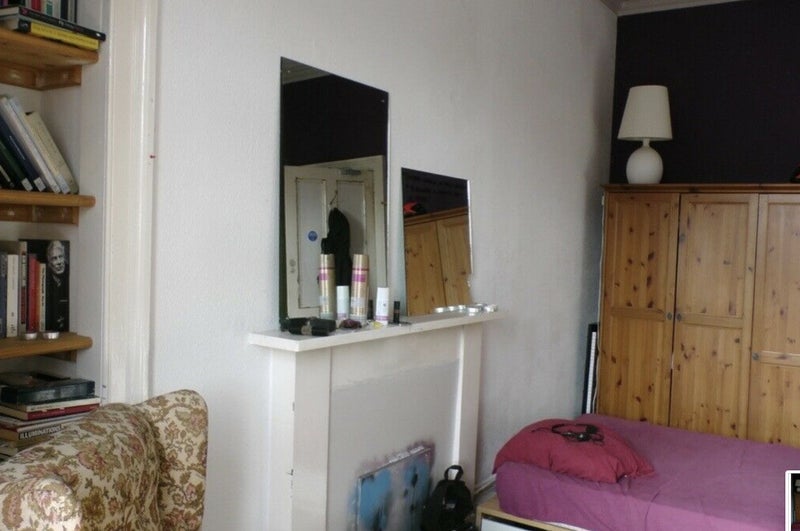 Room South Clerk Street in City of Edinburgh