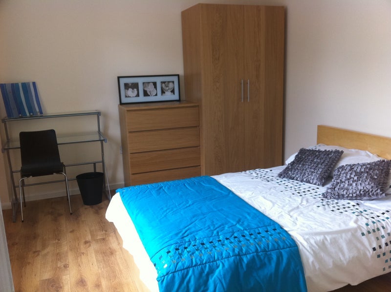 Room Cornwall Place in Royal Leamington Spa