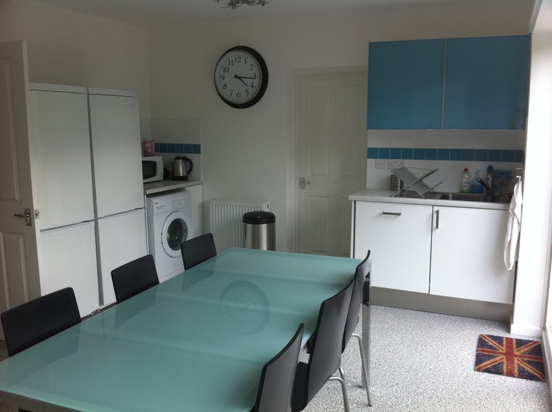 Room Cornwall Place in Royal Leamington Spa