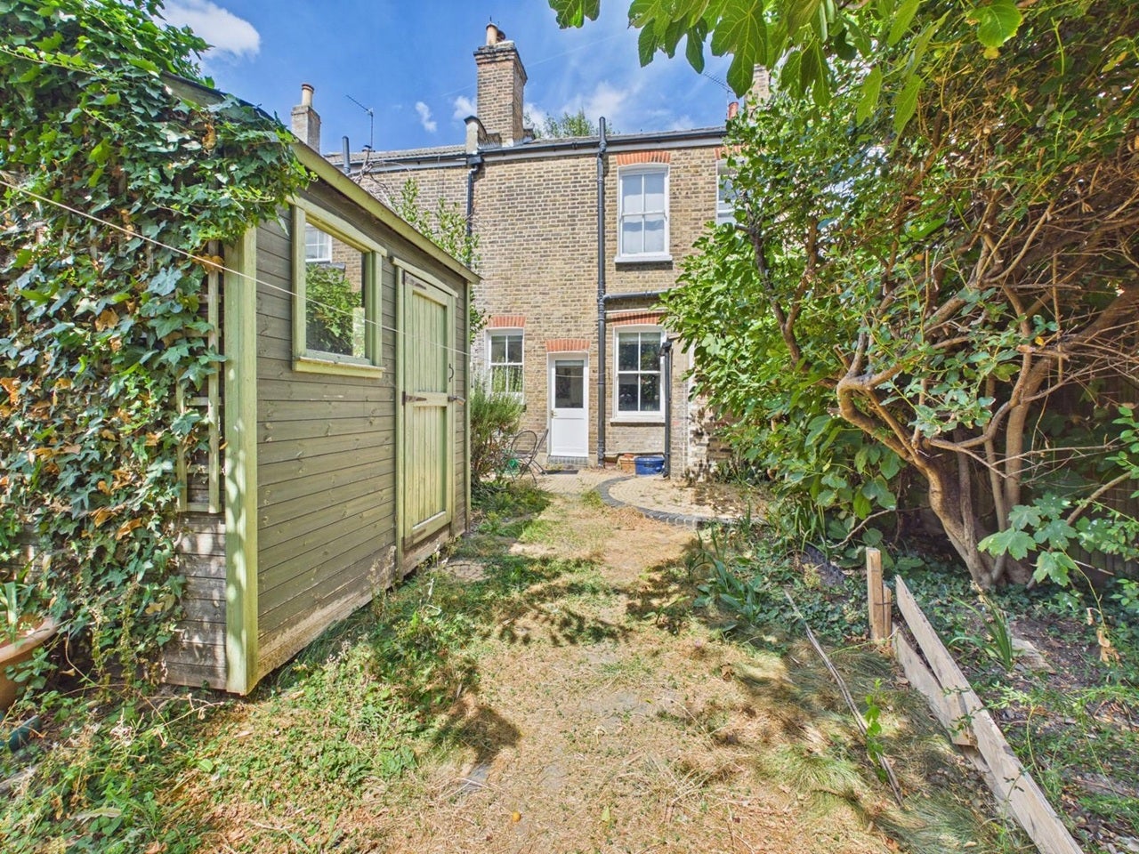 House Kingsley Road in Greater London