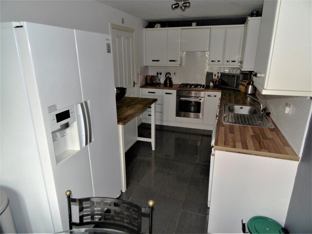 Room Cheshire Close in Coventry