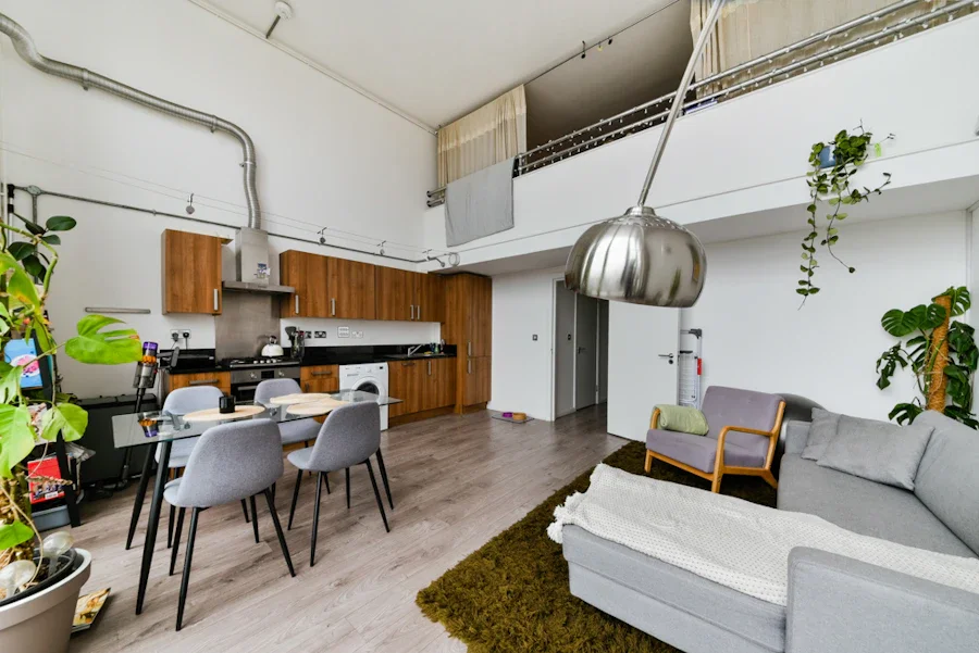 Flat Arbutus Street in Greater London