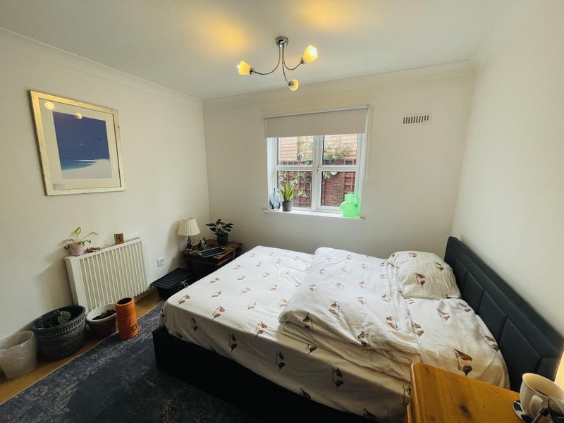 Room Darmaine Close in Greater London