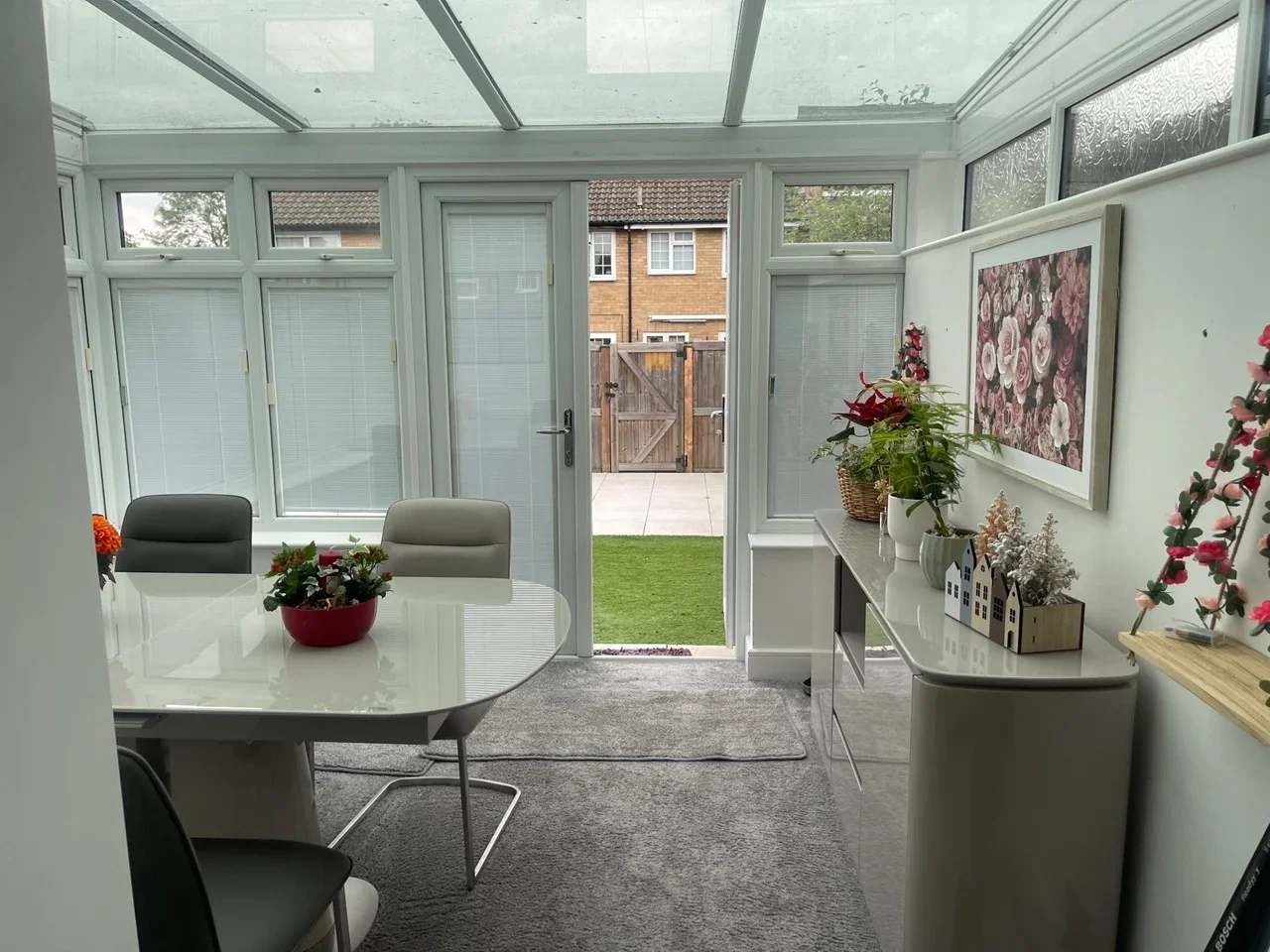 Room Greenwood Drive in Reigate and Banstead
