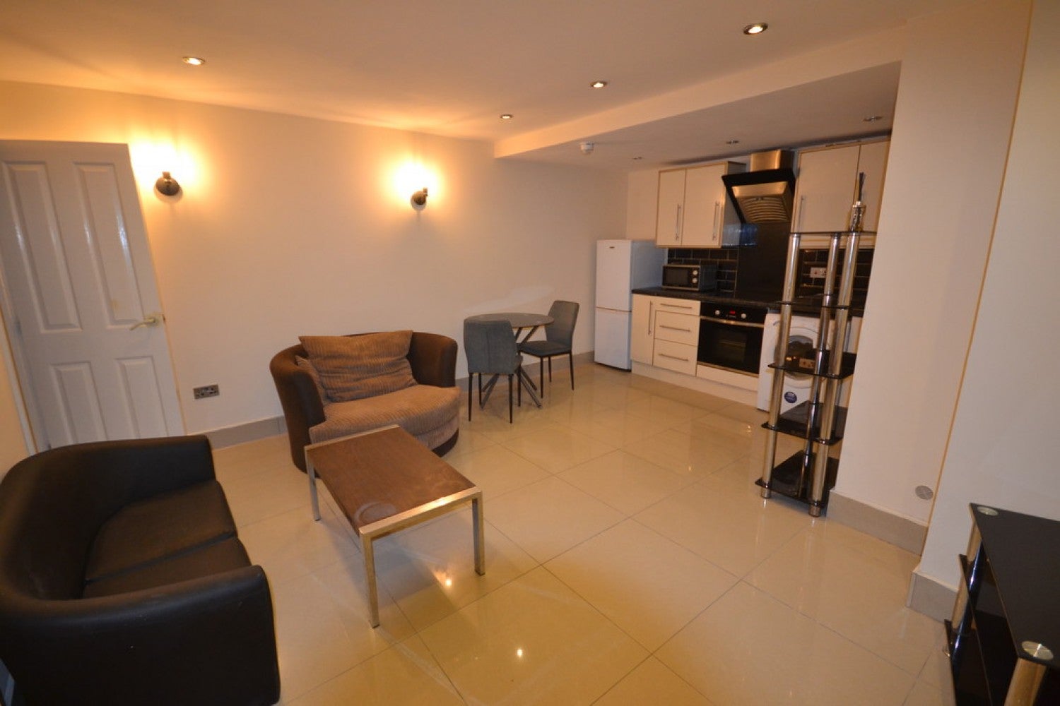Flat St James Road in Leicester