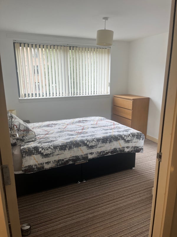 Flat Golspie Street in Glasgow