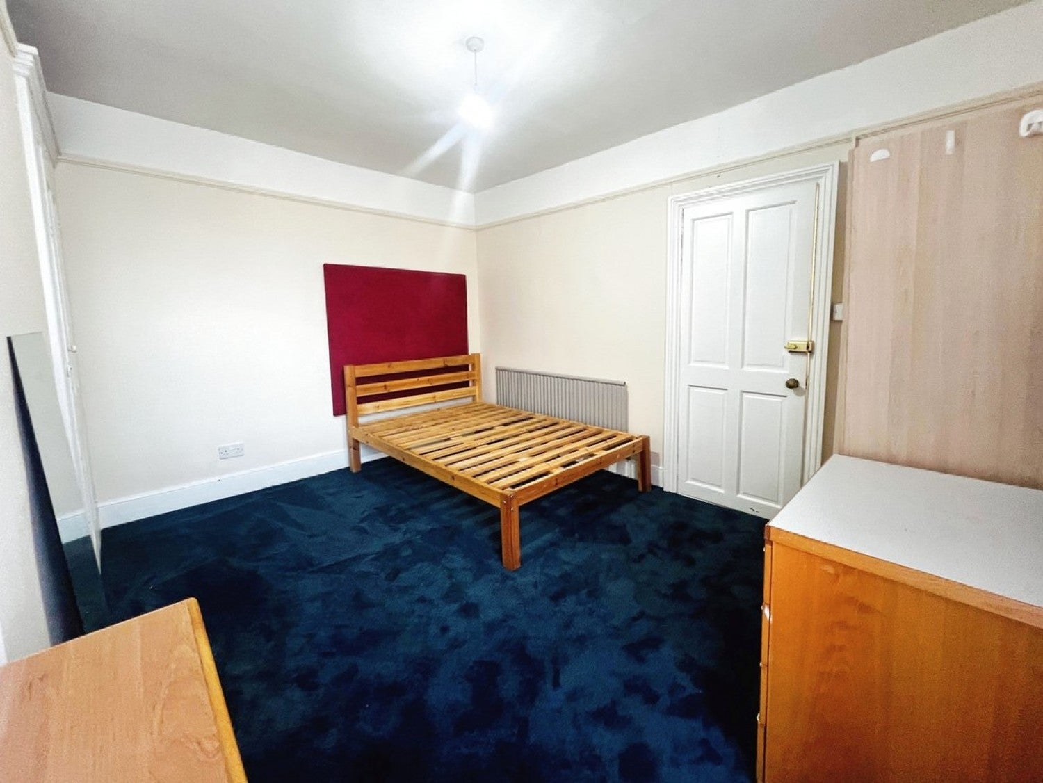 Room Parham Road in Canterbury