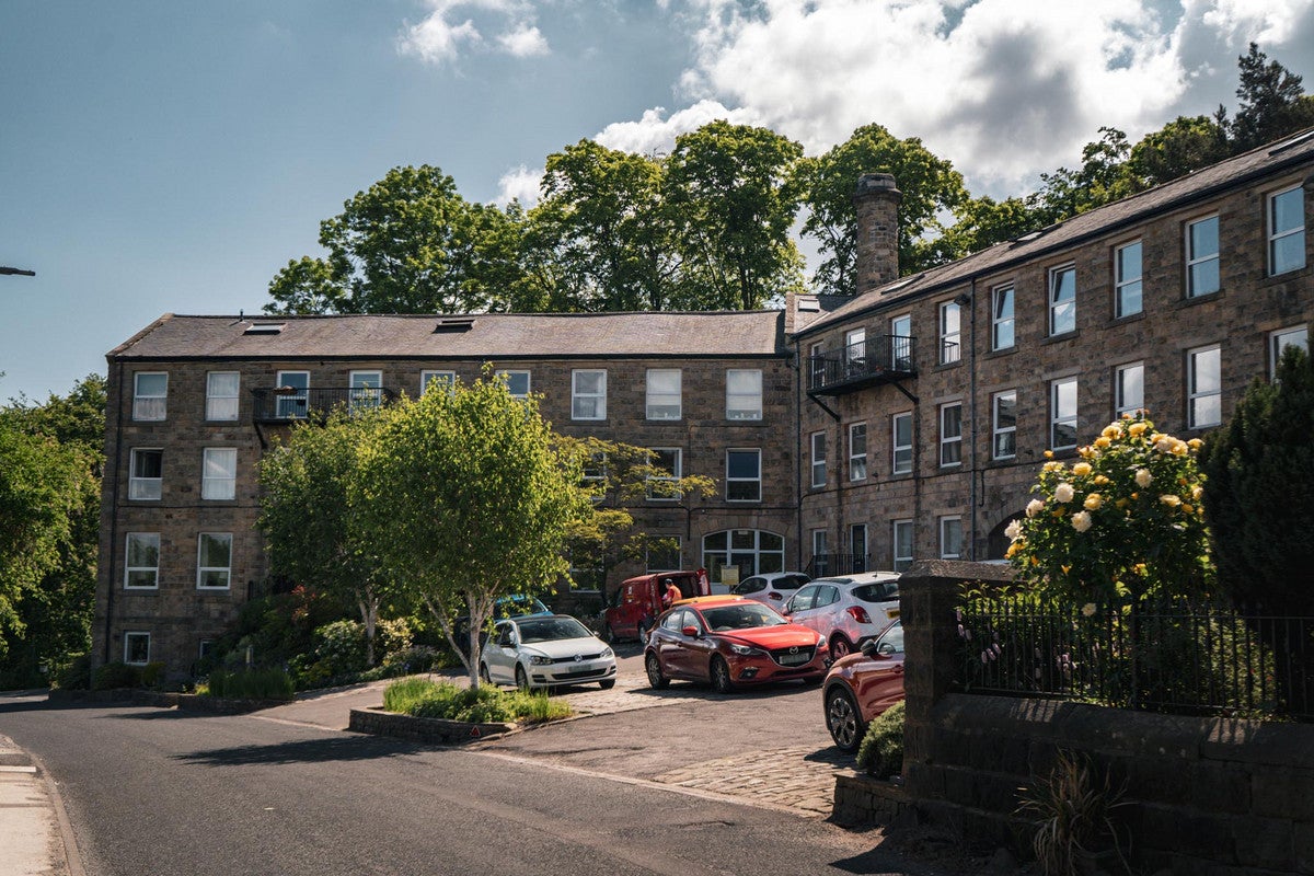 Flat Chevin Side in Leeds