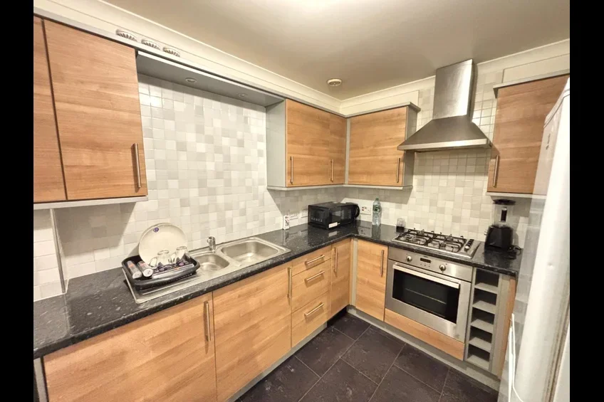 Flat Thompson Brae in Paisley