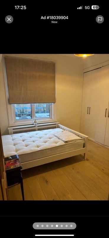 Flat Holland Road in Greater London