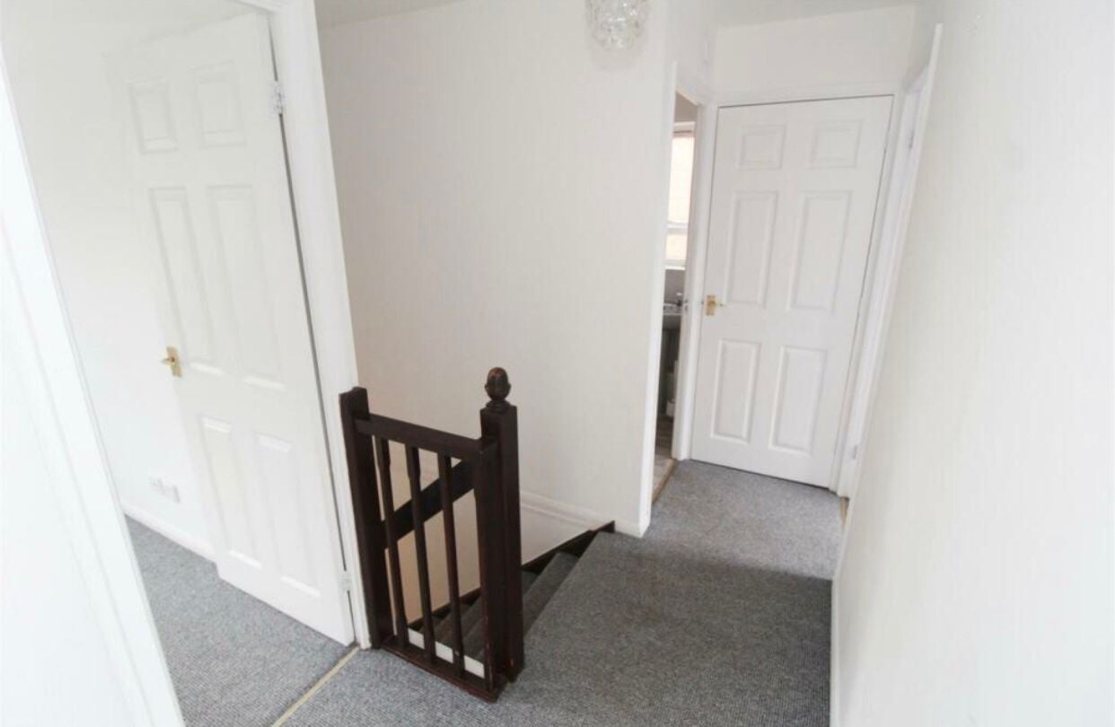 Room Kirkstall Place in Milton Keynes