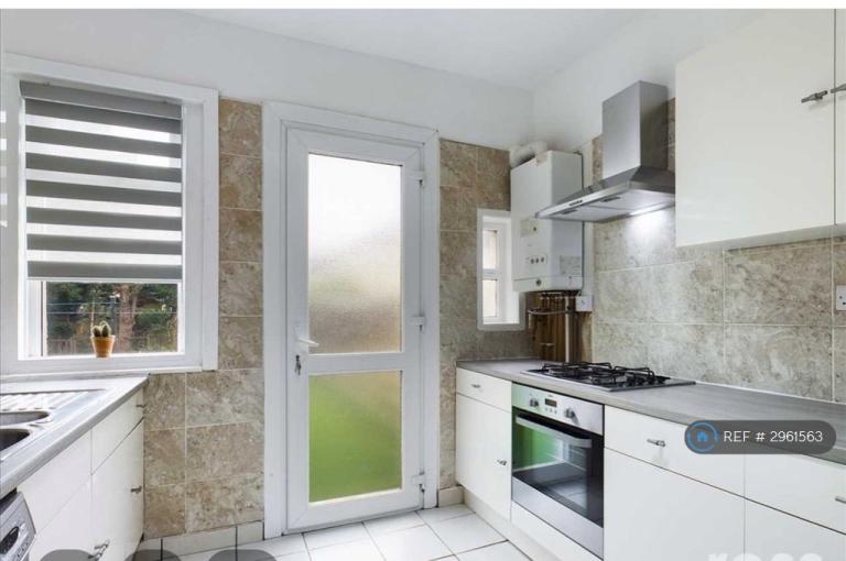 Flat Moat Avenue in Glasgow
