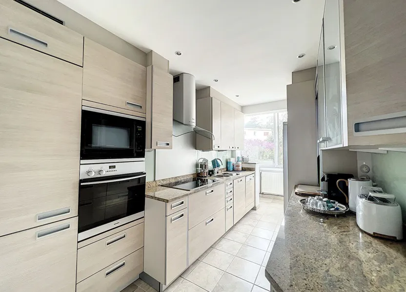 Flat Avenue du Roi Albert 1er in Cannes