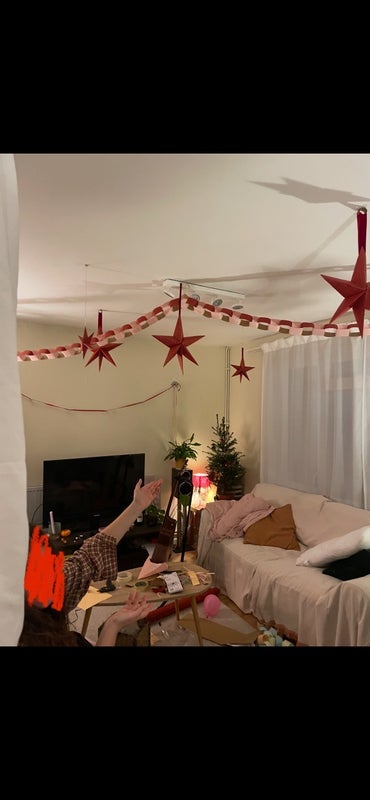 Room Seneca Road in Greater London