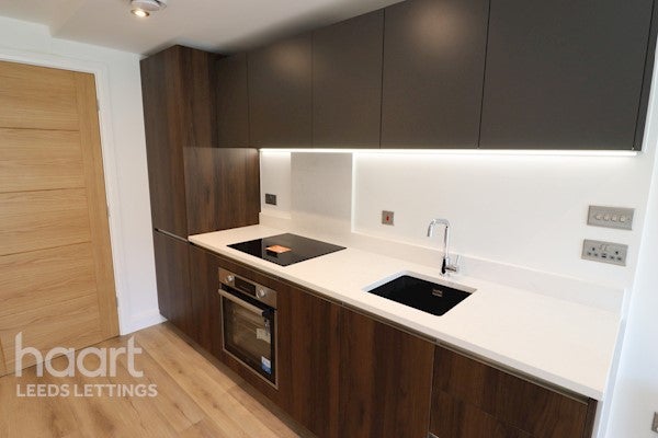 Flat Richmond Hill Approach in Leeds