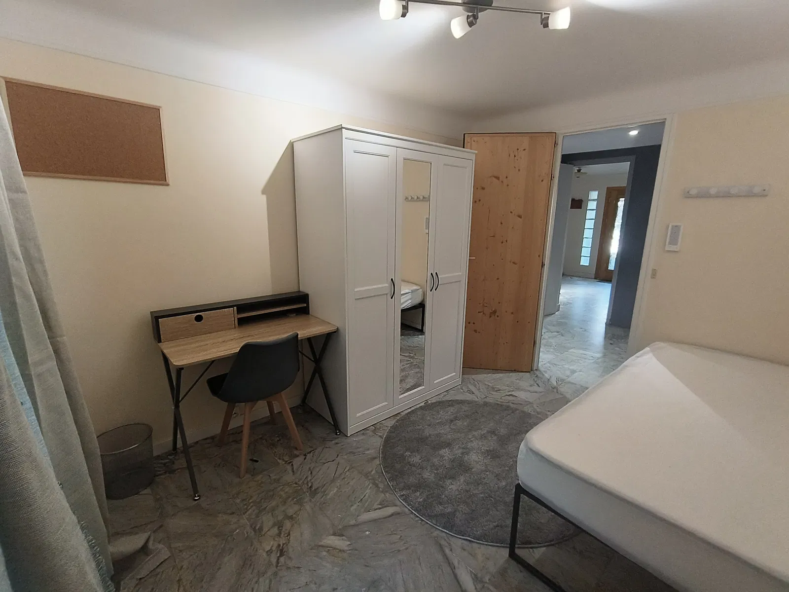 Room Rue Parmentier in Saint-Maur-des-Fossés