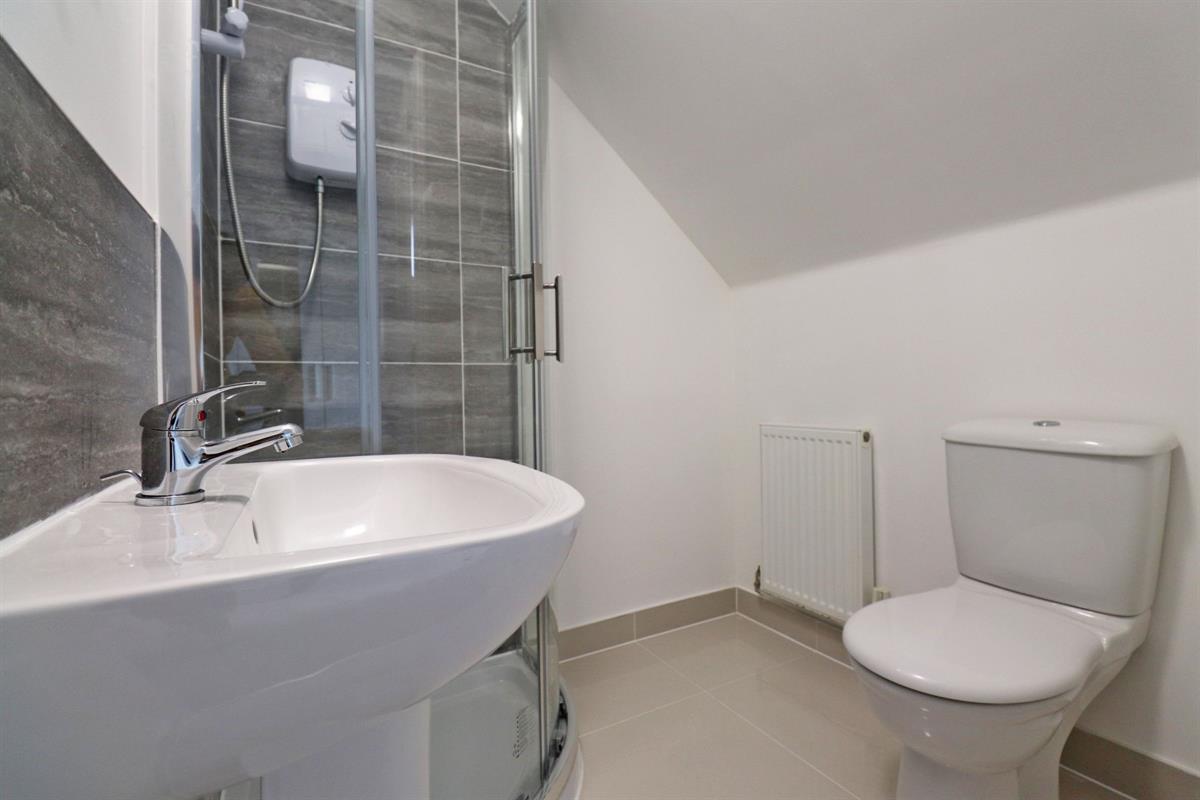 Room Maskell Drive in Renhold