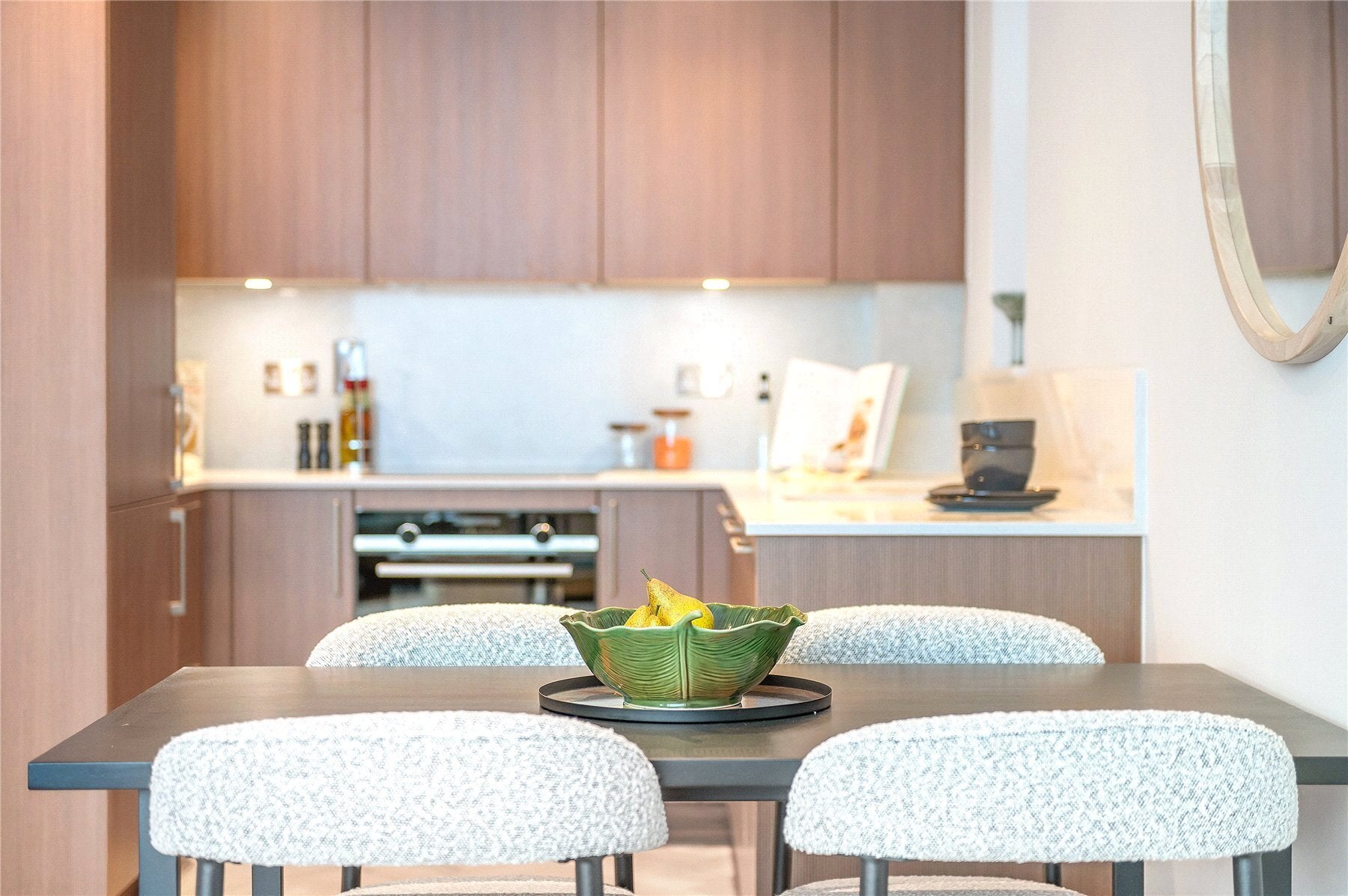 Flat Thornton Road in Greater London