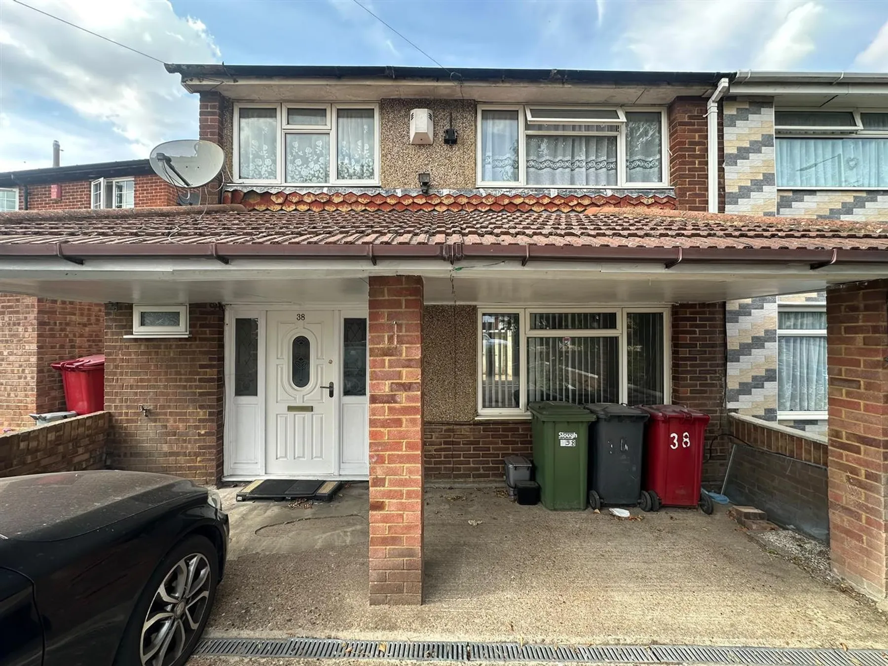 House Northborough Road in Slough