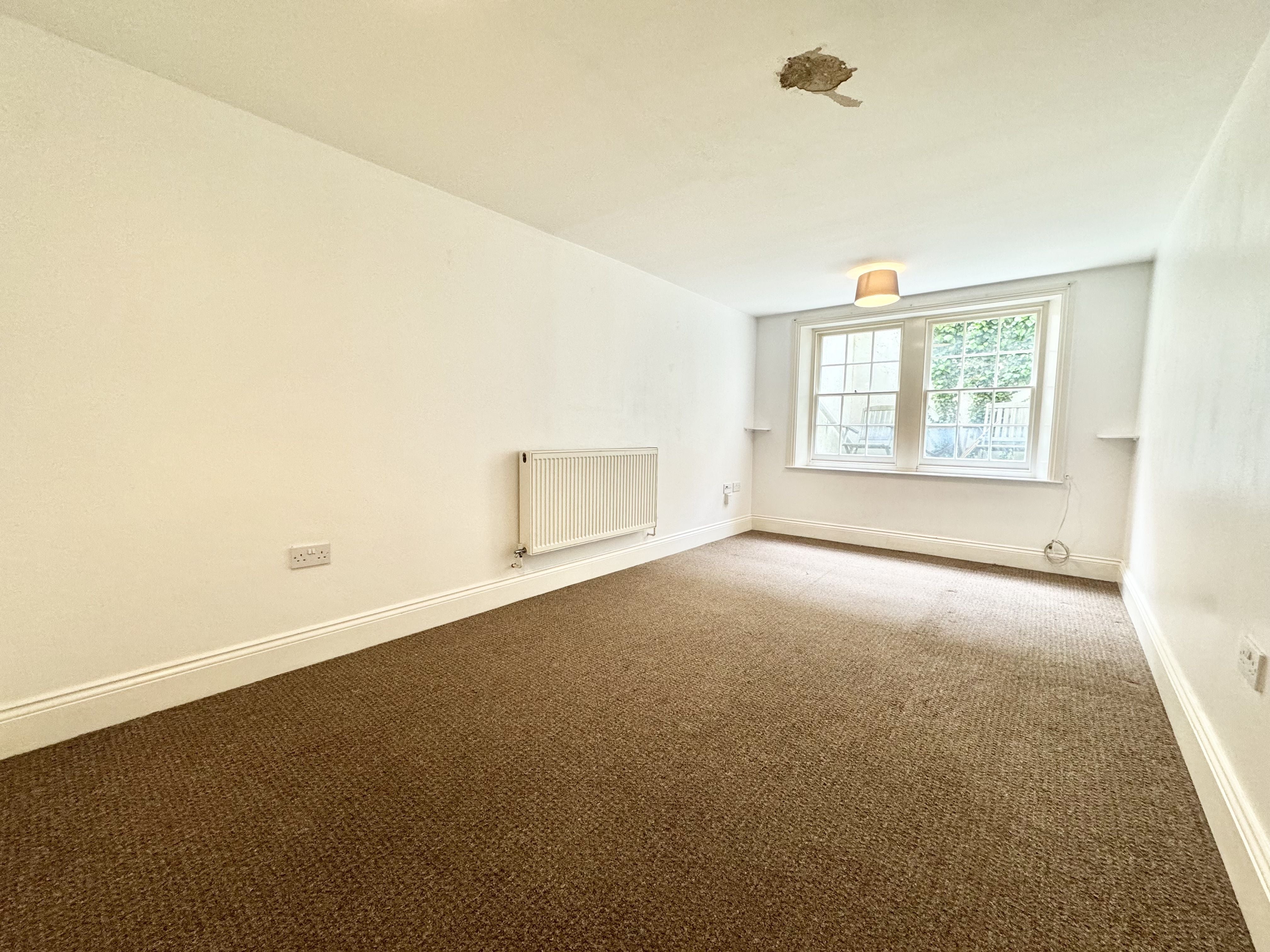 Flat Fort Crescent in Thanet