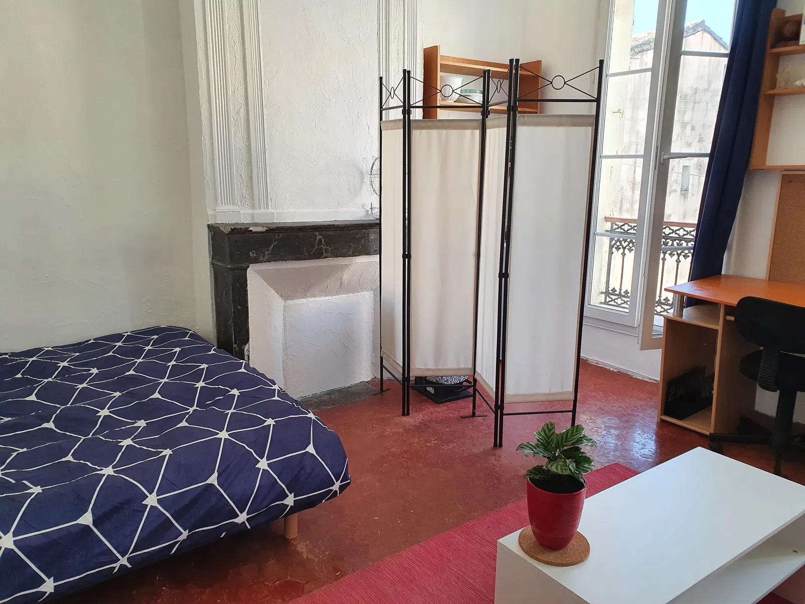 Chambre Boulevard Émile Loubet à Fuveau
