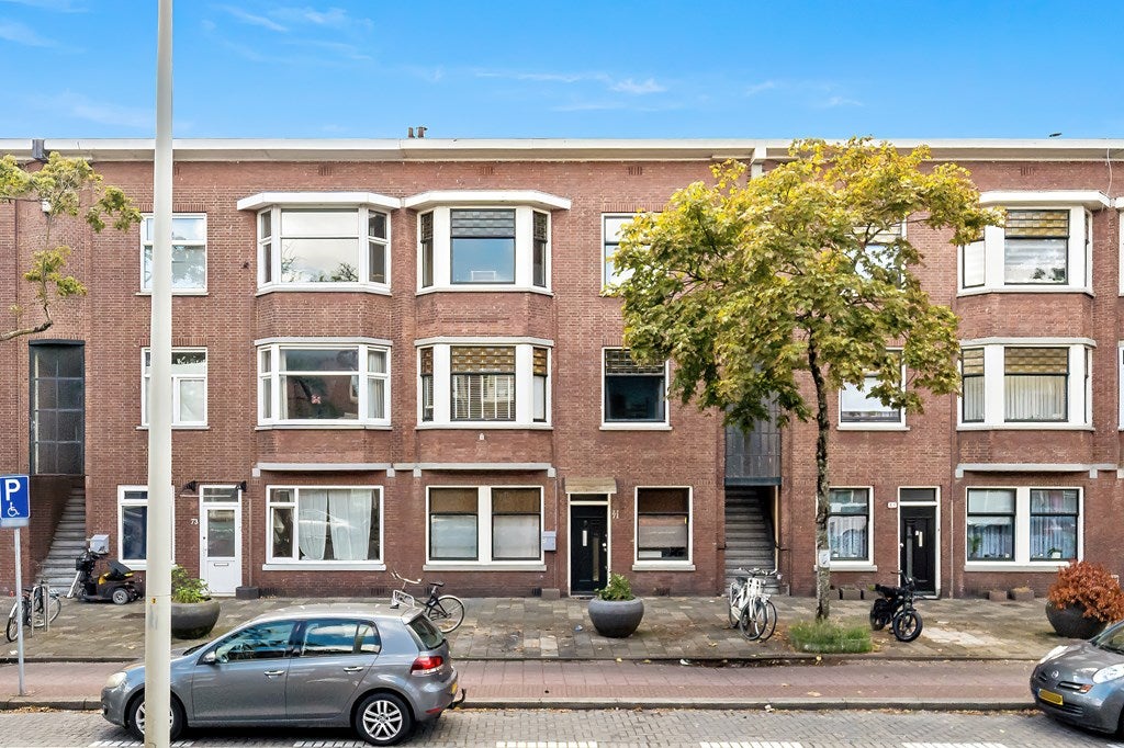 Appartement De Genestetlaan 67 in Den Haag