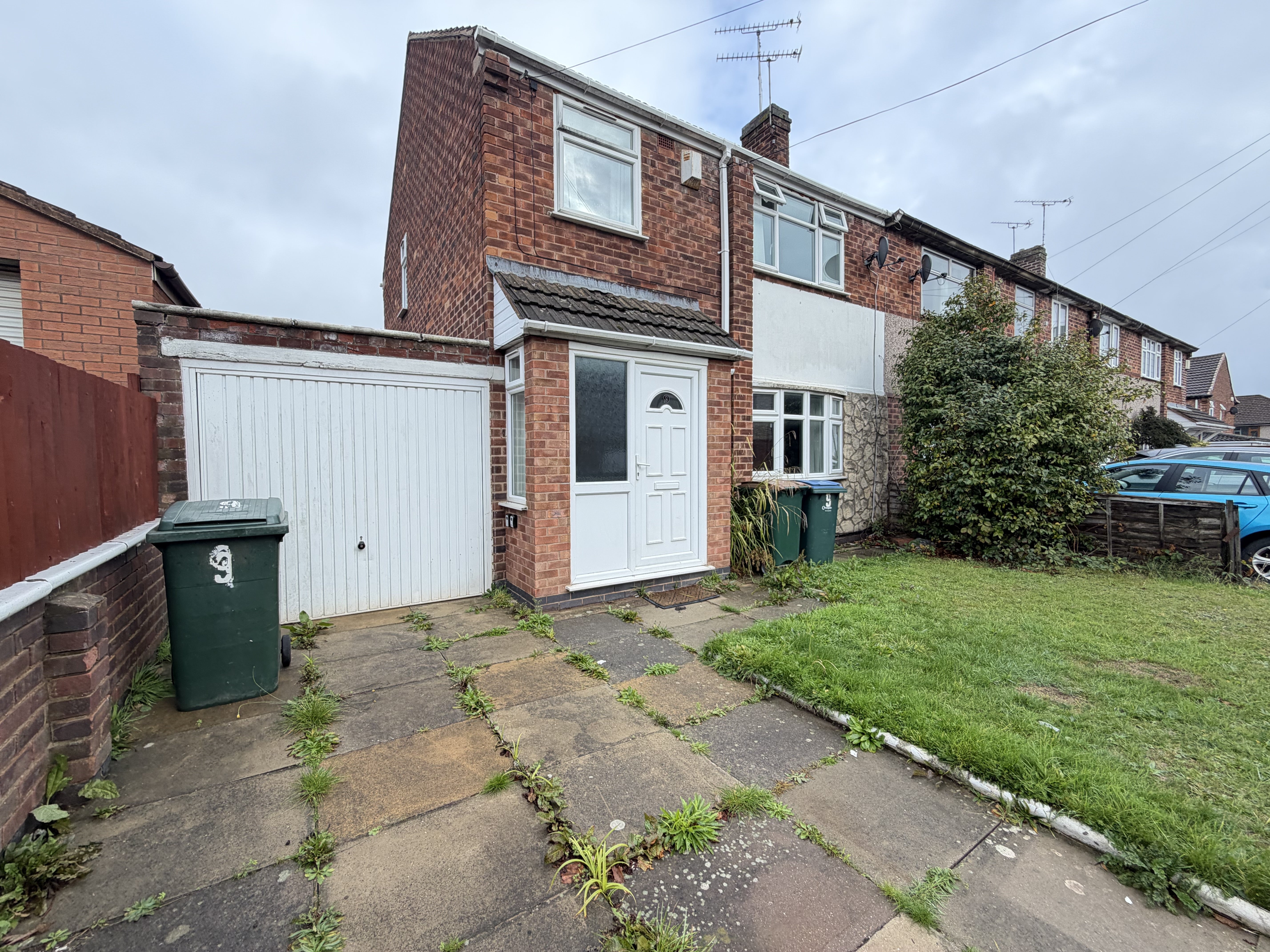 House Rylston Avenue in Coventry