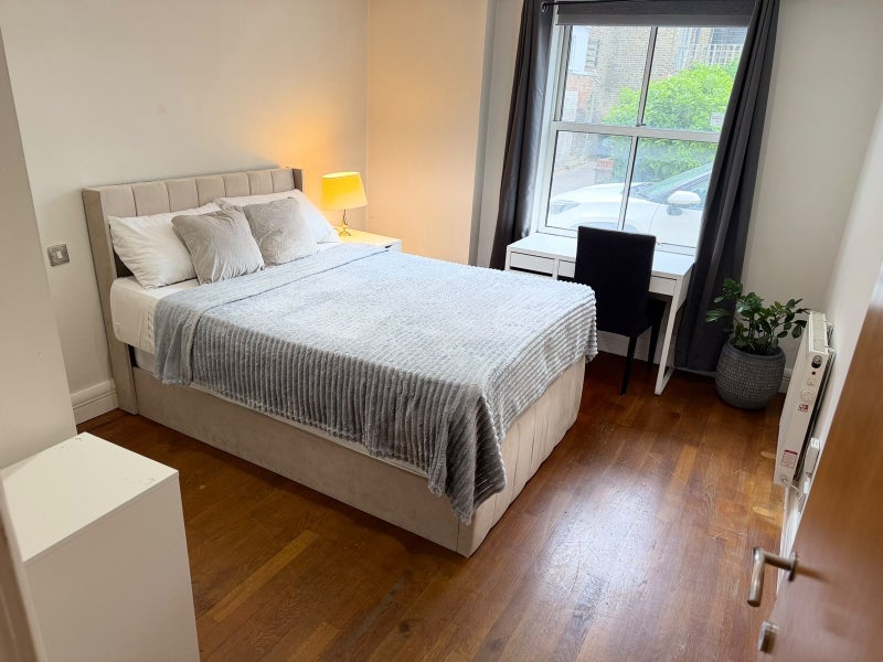 Flat Old Marylebone Road in City of Westminster