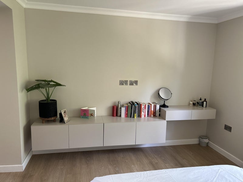 Room Windmill Close in Greater London