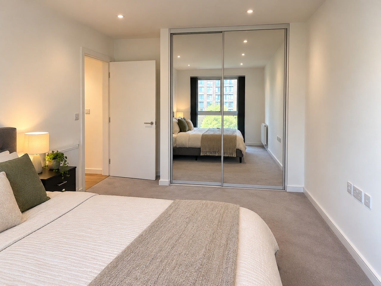 Flat Prospect Row in Greater London