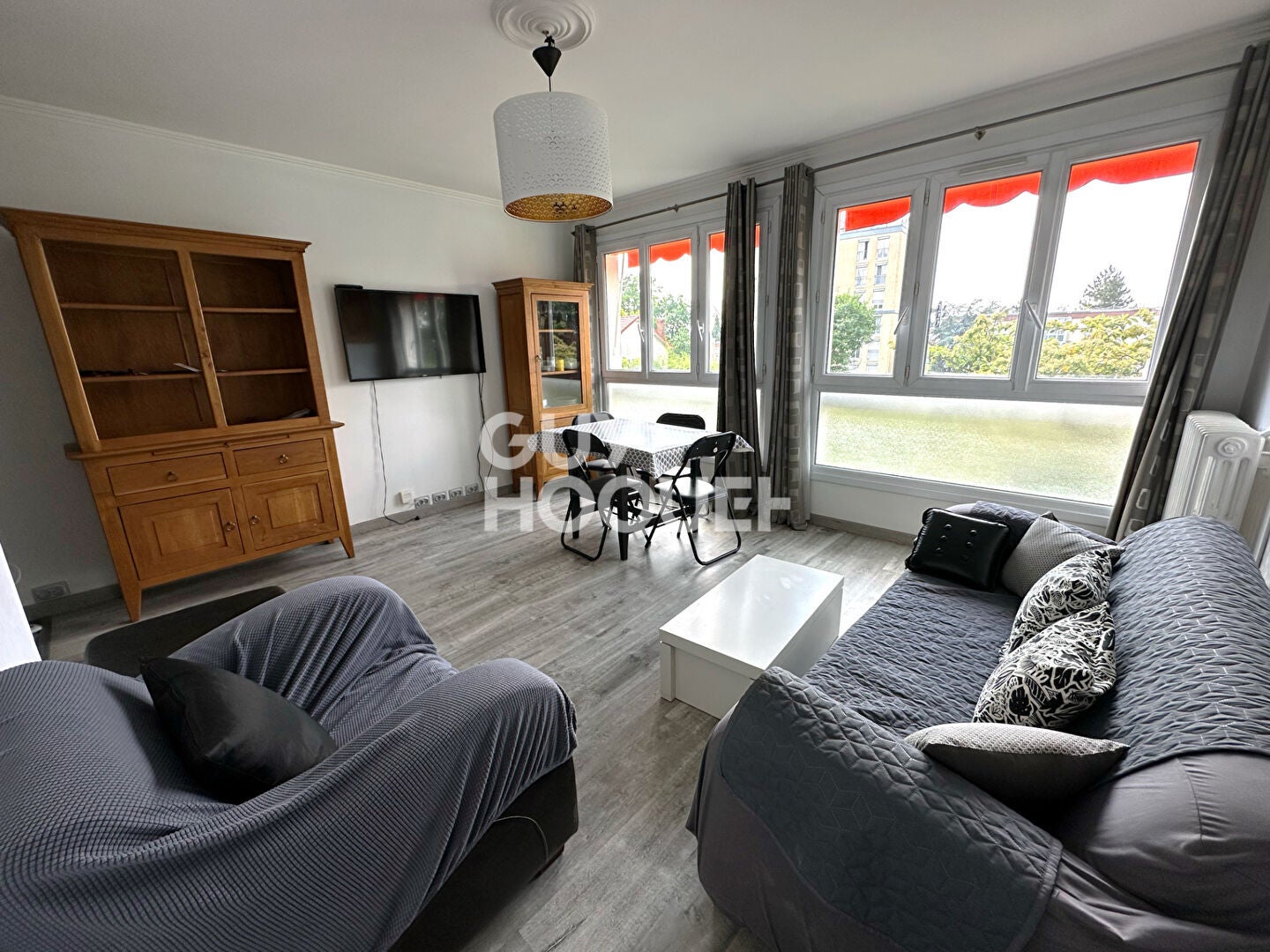 Flat Rue des Saussaies in Cachan