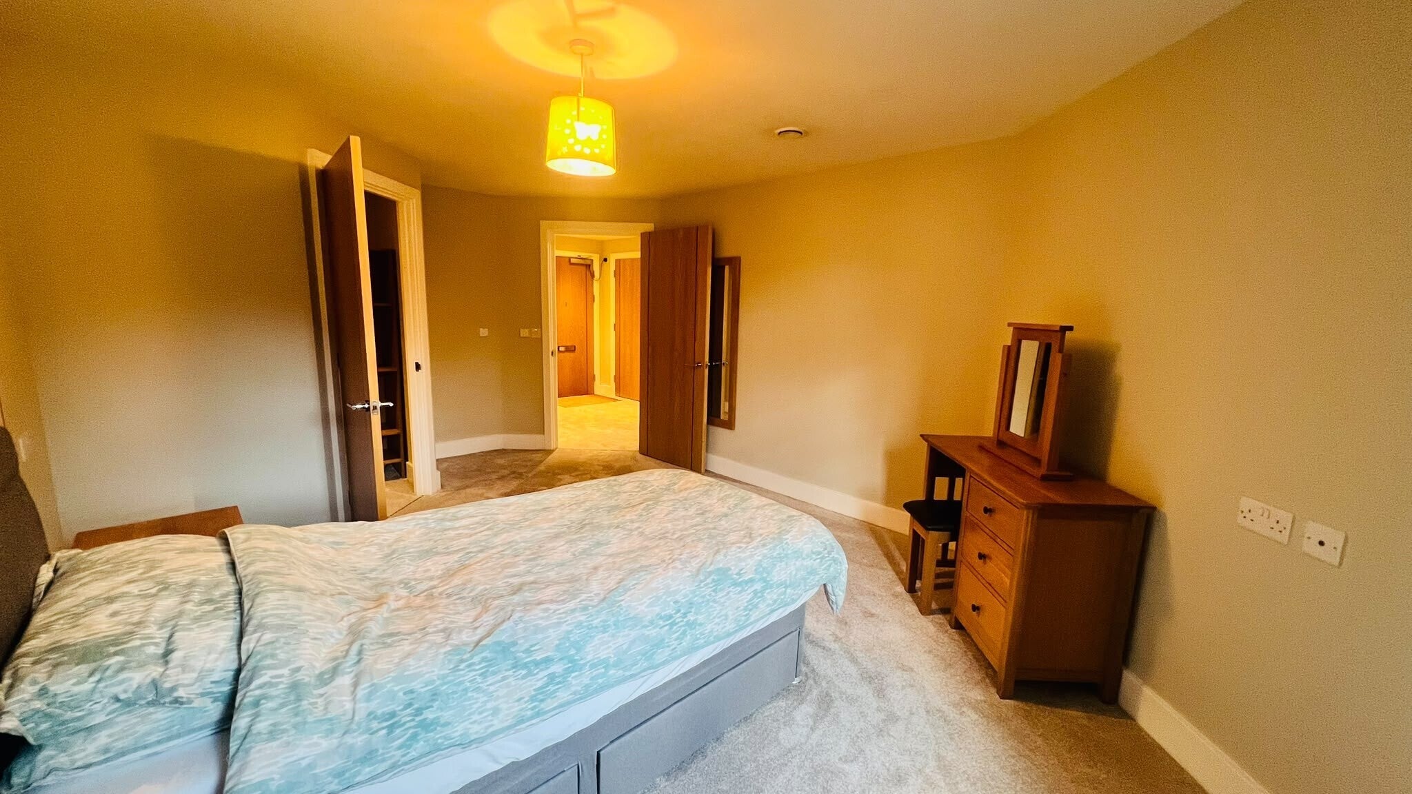 Flat Fairford Road in Maidenhead