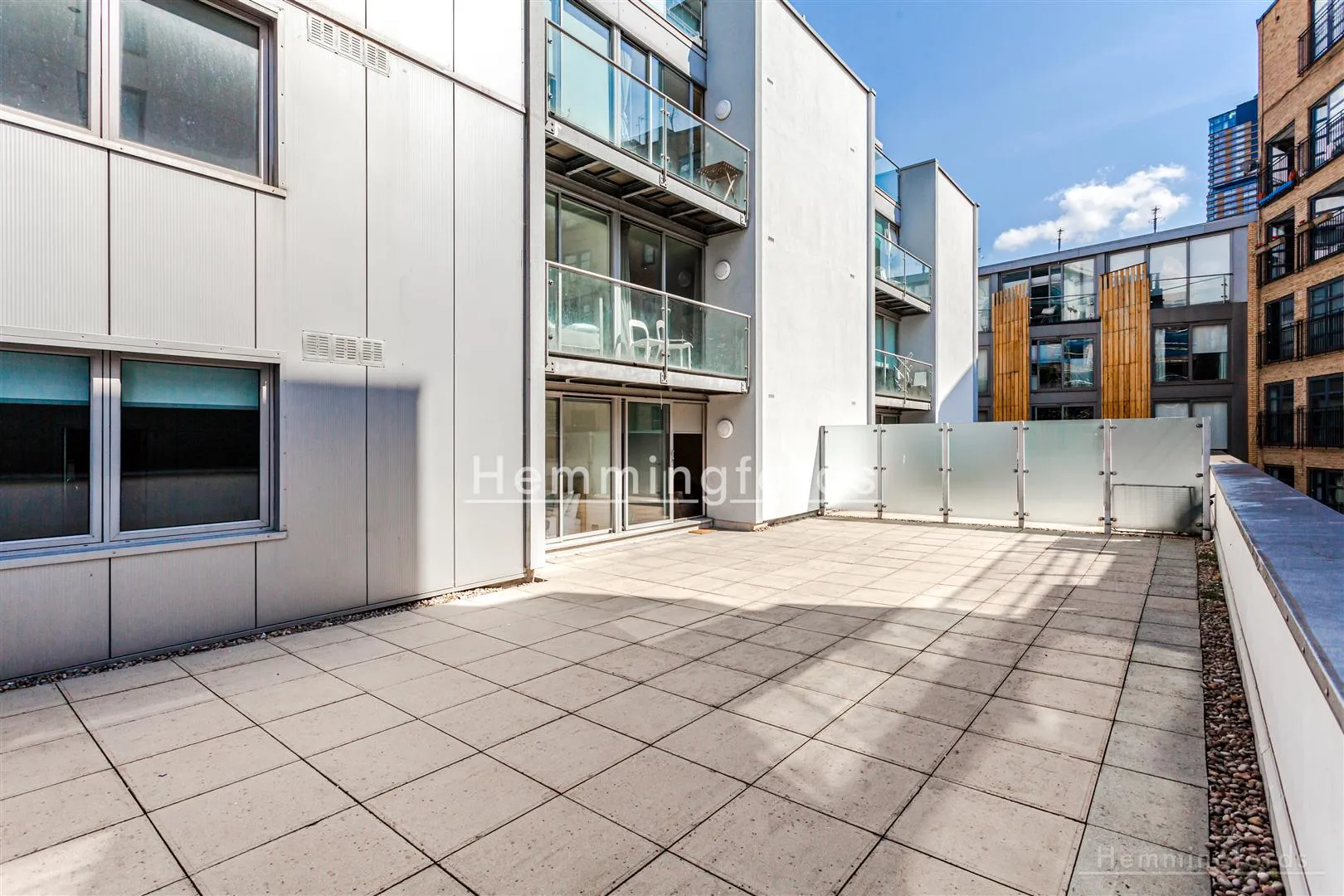 Flat Dereham Place in Greater London